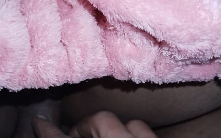 Sairaxsaim: Paki nadržená sousedka šuká doma