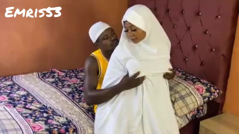 Emris53: hijaab randi raakshasi land se pyar karti hai
