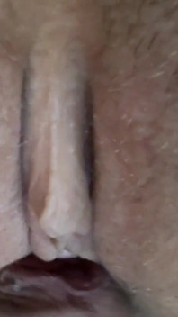 Close na buceta esfregando pau