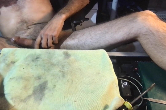 BrooklynsBigDick: Masturbatie met meerdere orgasmes