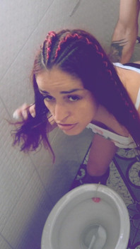 Safada Fode No Banheiro Da Discoteca Com Desconhecido Sem Camisinha!