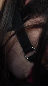 Tapegagged mücadelesi: Ayaka Hirosaki'nin minibüste çaresiz esareti