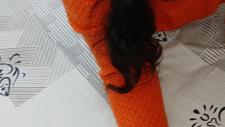 Apple Porn: Горячая сводная сестра наслаждается трахом на выходных