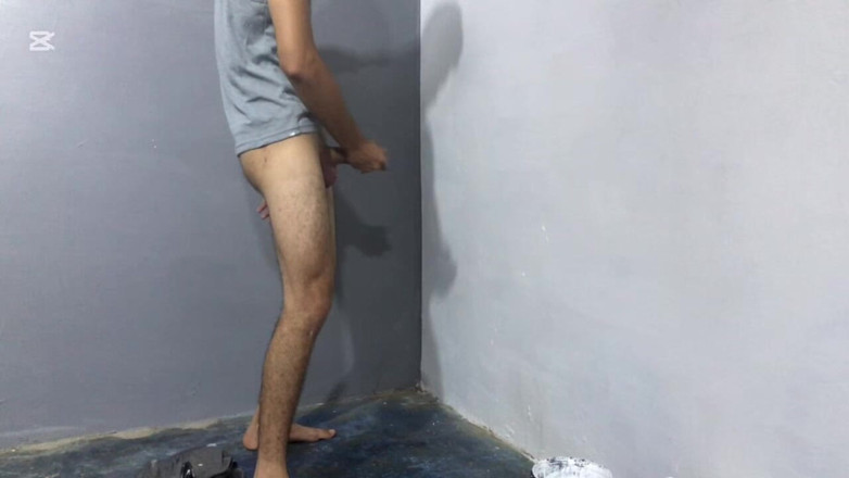 krisbadboy: Il giovane pittore ottiene un cazzo eretto