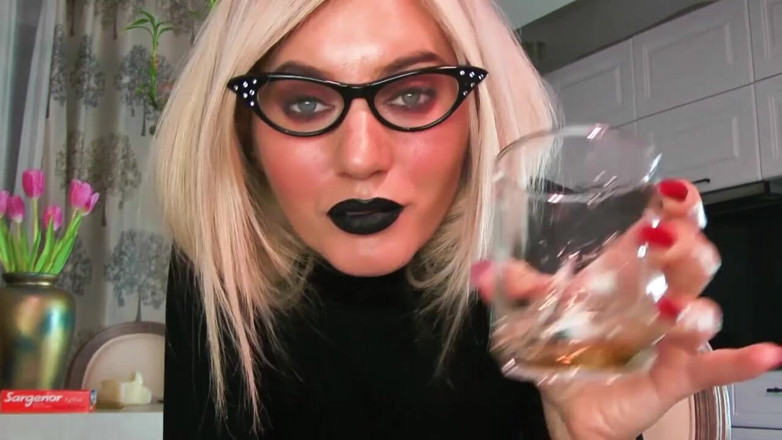 Goddess Celine: Penguasaan pantyhose