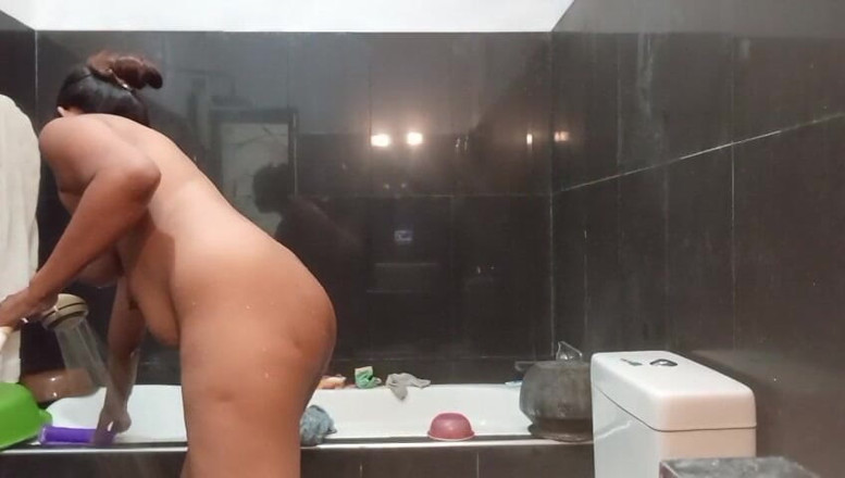 Anne White: Dildo con colombo sri lanka grandi tette con la figa...