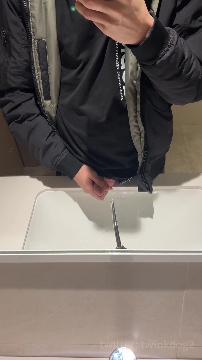 Dirty Dog: Kompilace čůrání na místech