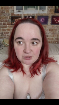 Hey Dear, I’m Eve, and I’m About to Be the Hottest Obsession You’ve Ever Found