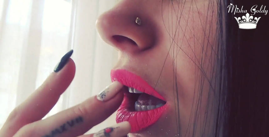 Goddess Misha Goldy: Takže teď je všechno v mém životě pod kontrolou, raději bys...