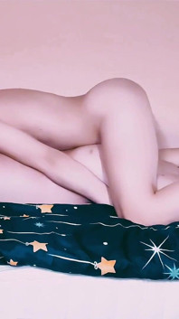 Lustvoller femboy fickt seinen stiefpapi