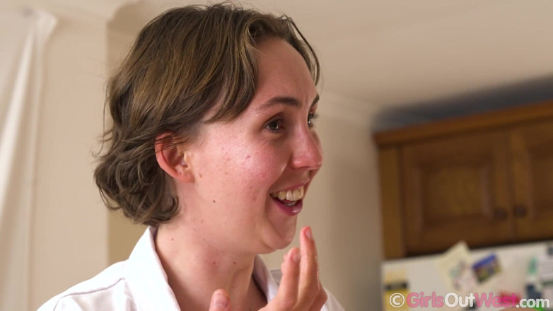 Girls Out West: Hot Scientists with Hairy Pussies Enjoy Lesbian Threesome During Their...