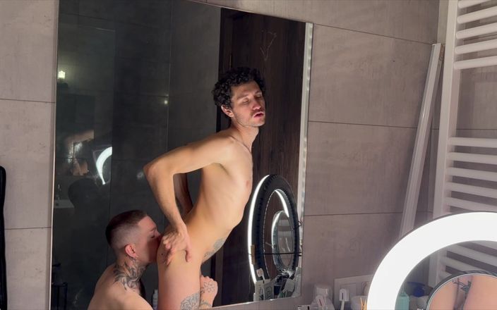 Harry Jen: Harryjen аматорський гей анальний секс без презерватива у ванній кімнаті з камшотом