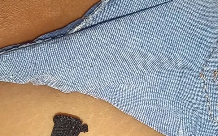 Mangacaribe: Vecino hace sexo oral sin saber sobre