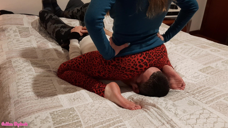goddess82: Facesitting Fight Domination!