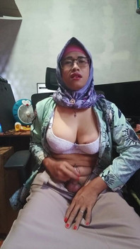 오지는 거유 히잡 쉬멜 자위