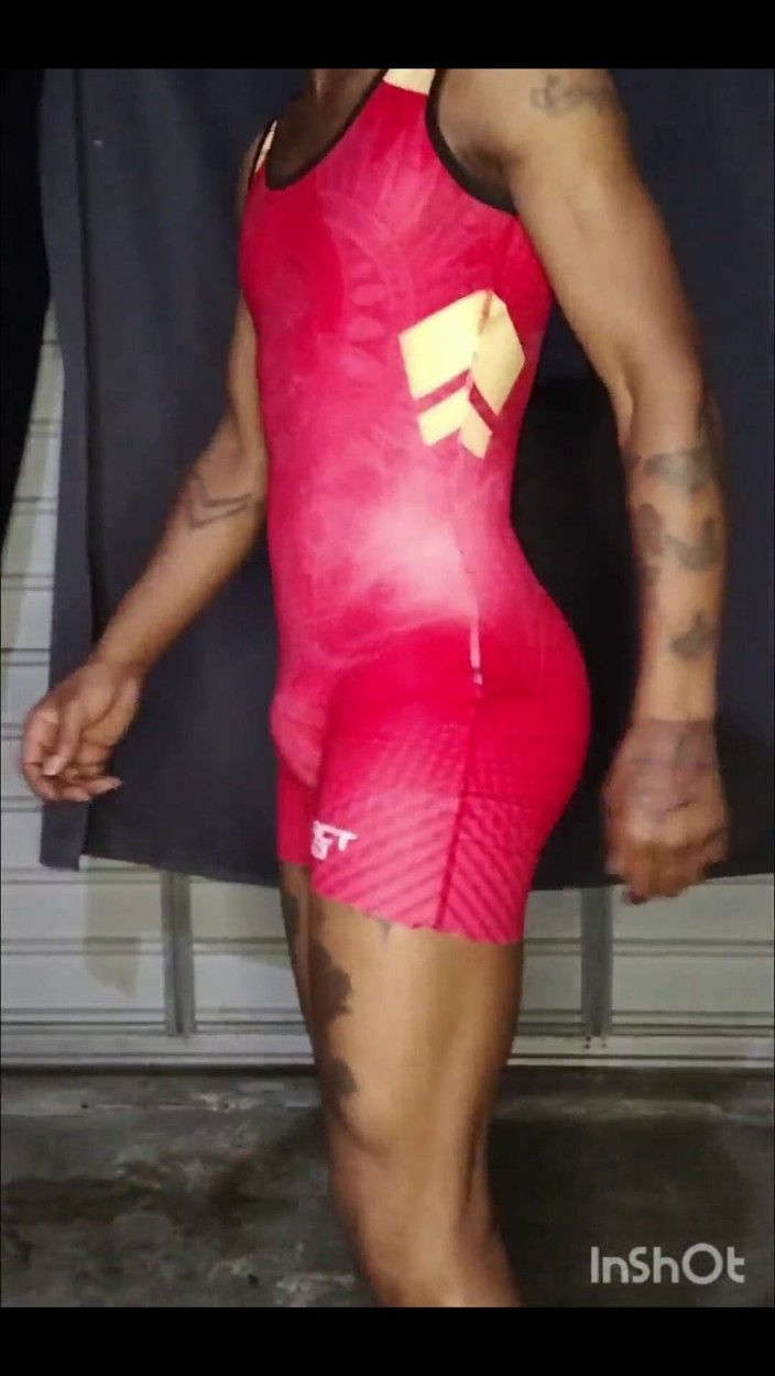 Batbunz: Red Singlet Workout