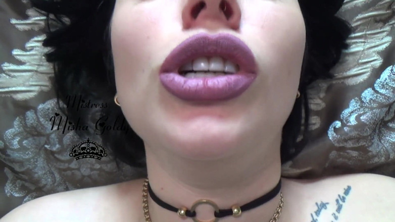 Goddess Misha Goldy: Lip smelling &amp; lip puckering while masturbating