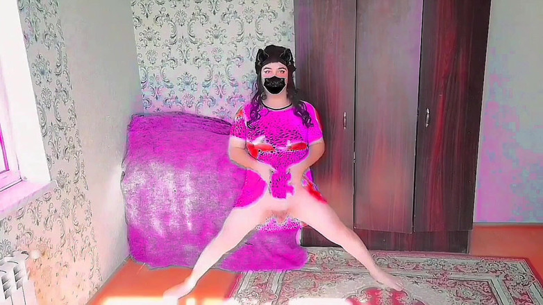 Kitty_Cross: Domácí kočka: Booty Crossdressing Kreace, které vás ohromí!