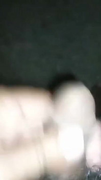Video cận cảnh nam diễn viên pov thủ dâm xoa bóp con cu to đen