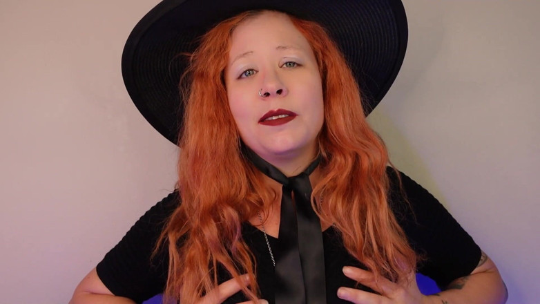 Deanna deadly: La maledizione della ex fidanzata ti trasforma in una trasformazione...