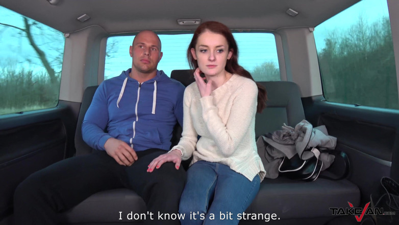 Take Van: 疯狂的姜荡妇认为她会指挥操她混蛋的面包车