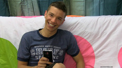 Lollipop Twinks: Všechny úsměvy s Ryanem Sharpem