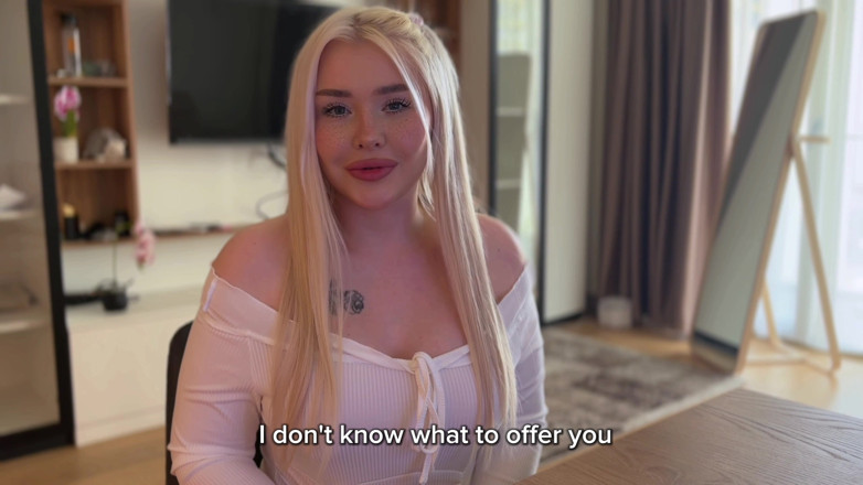 Blondessa: Fixed the Computer of a Beautiful Neighbor to Fuck