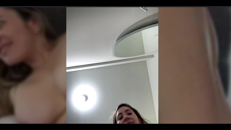 Isabella Tarek: 阴户表演直播