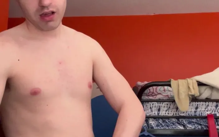 Niko Springs: Shaving My Body and Showing off My Hot Cock