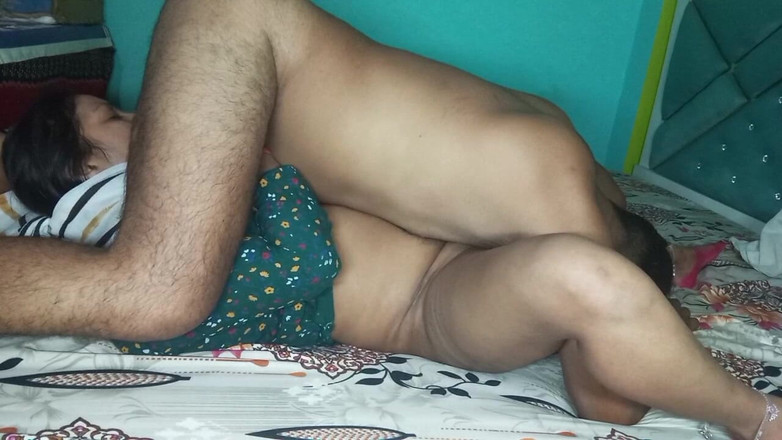 Manjushukla: Indiancă bhabhi foarte frumoasă și sexy care face sex