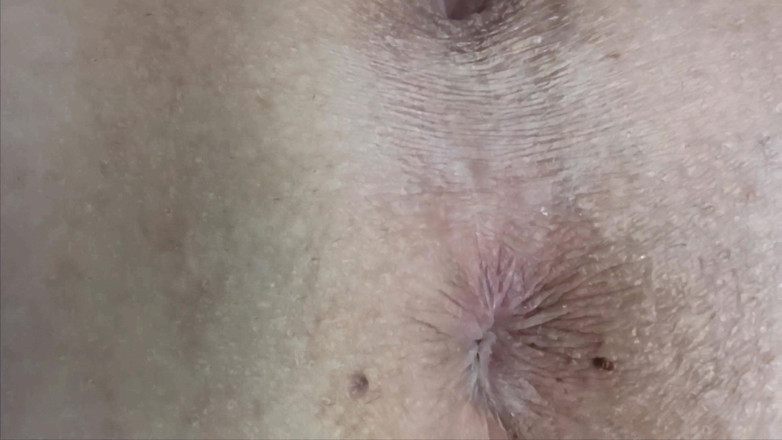 SexyFairyTale: Je m'étire le trou du cul en gros plan !