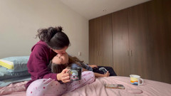 scarlettandc: I Eat My Roommate's Cone While She Plays Video Games