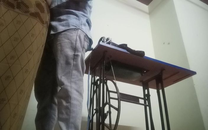 Telugu-fuckers: Tante Telugu ngentot sama tetangganya yang tukang jahit sambil ngomong...