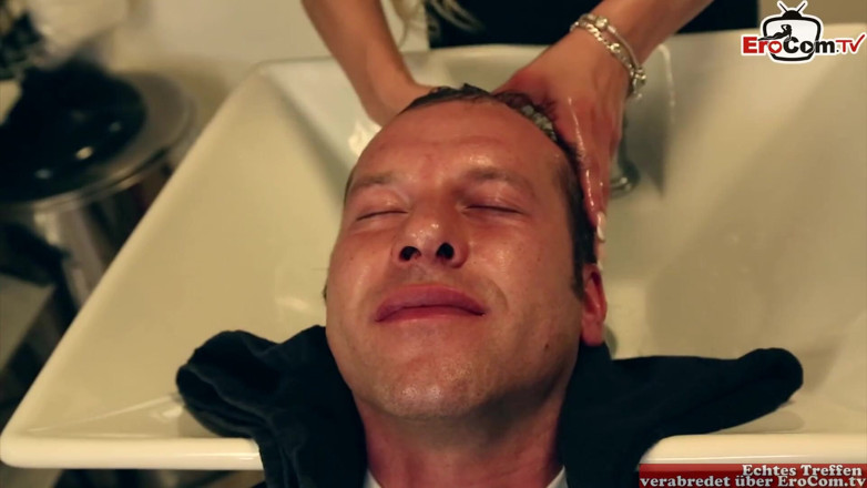 EroCom: Spontaneously fucked the busty blonde hairdresser
