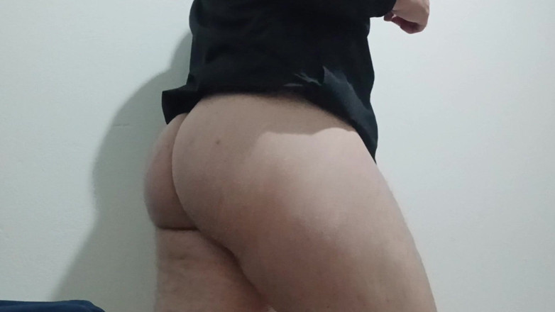 amateurbrazilian: Tatăl meu vitreg vrea să facă sex cu mine în fiecare...