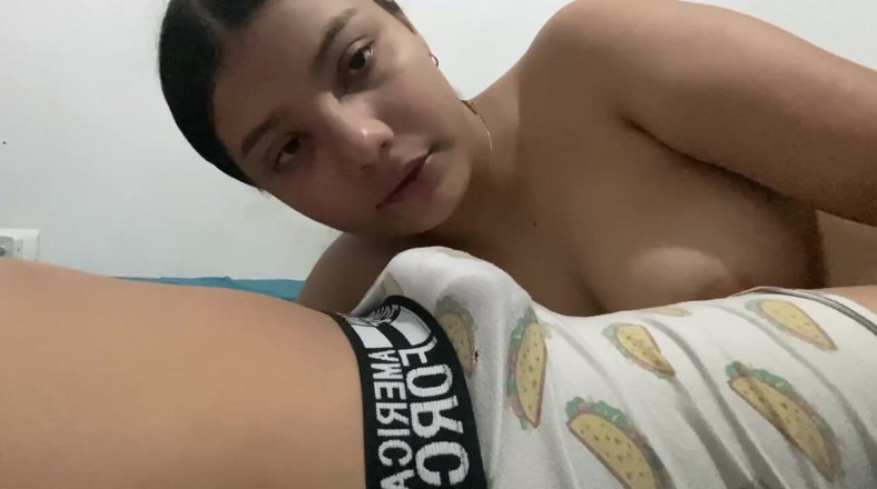 mackencie29: Stepbrother Please Fuck My Vagina I Want You to Fuck...