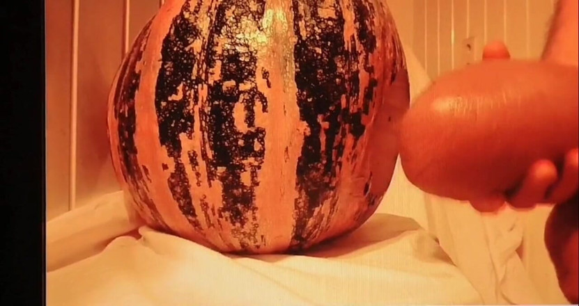 Monster_Meat_: Halloween fuck