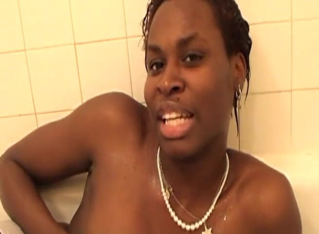 VOP Solo Babes: Tristina Millz masturbating in the bathroom
