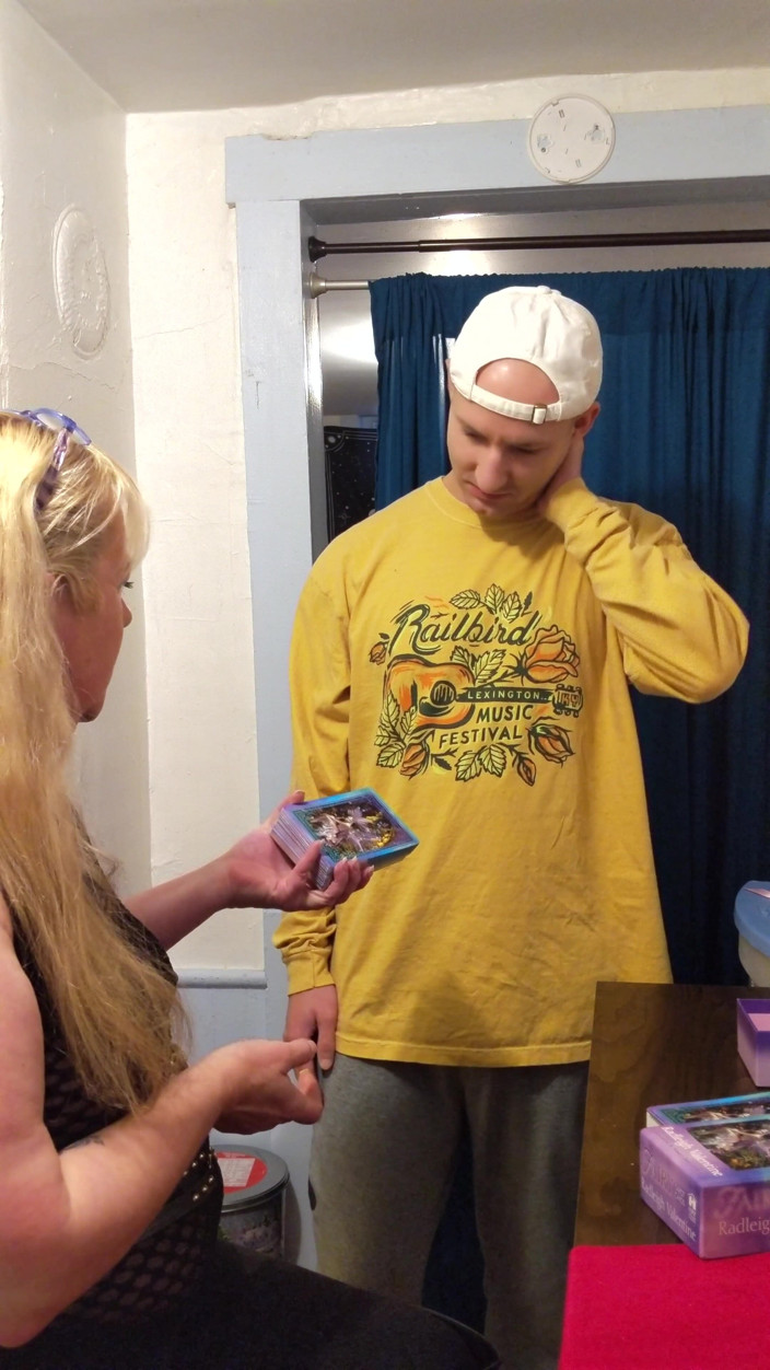 Sissy Bailey Wilde: Tarot Tales k feminizaci
