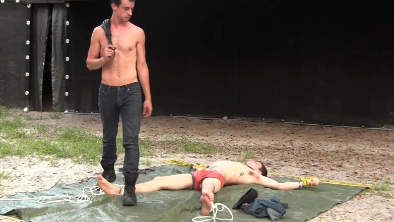 Dream Boy Bondage: Zavěšený otrok - kapitola 10