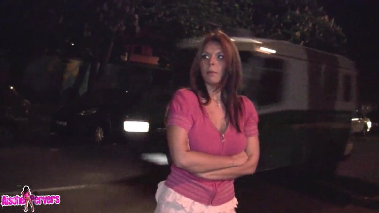 Aische Pervers: Dia de maio, tumulto anal