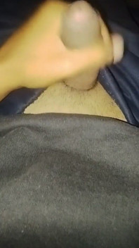 Bangun dengan penis saya berdiri diam