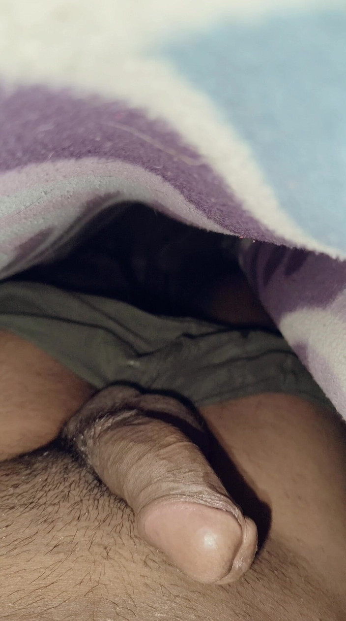 Indi archie: Con cu nhỏ mềm mại để rảnh tay xuất tinh sớm