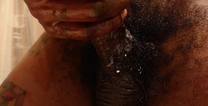 Novo pornô: Grande pau preto adoração Hallelujah Johnson, (Reese's Peanut Butter Bar) Altos músculos do chocolate escuro tatuagens peludas BBC H