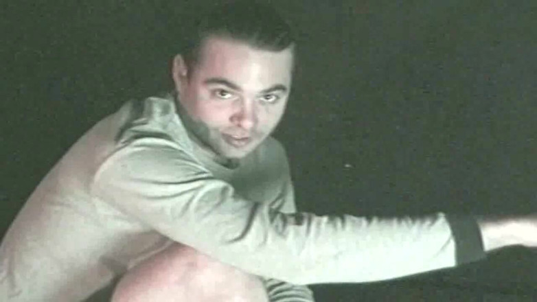 Gaybareback: A questo tizio piace auto si succhia da solo