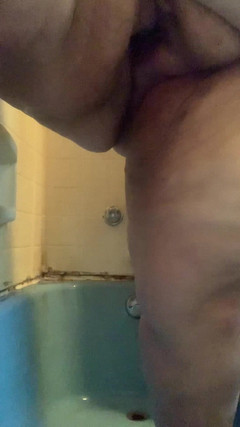 DaniR: Fuck me in the shower babe Bbw