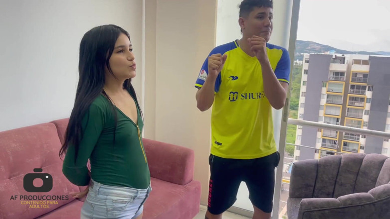 JazminPalvin: Moje malá nevlastní sestra se naučí zbohatnout s mým tvrdým...