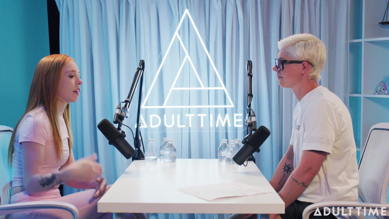 Adult Time Podcast: Madi collins enemas, sepong di tempat umum, dan pacarnya d*ck |...