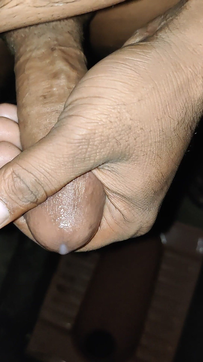 Horny Rocky: पहली बार हाथ से चुदाई मेरा लंड