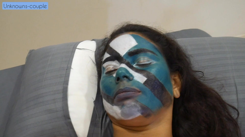 the last man: Sekretaris seksi prabha dientot habis-habisan sama bosnya 4